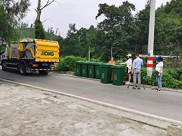 城乡环卫市场各有多大？