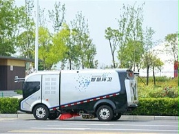 呈现爆发曙光！无人环卫设备上半年公招口径采购量达648台(辆)