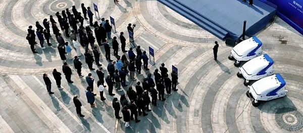 玉龙环保：无人环卫设备开标量同比翻倍